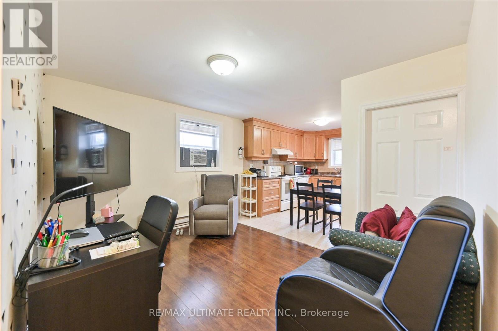 76 Hilldale Road, Toronto, Ontario  M6N 3Y2 - Photo 19 - W12282751