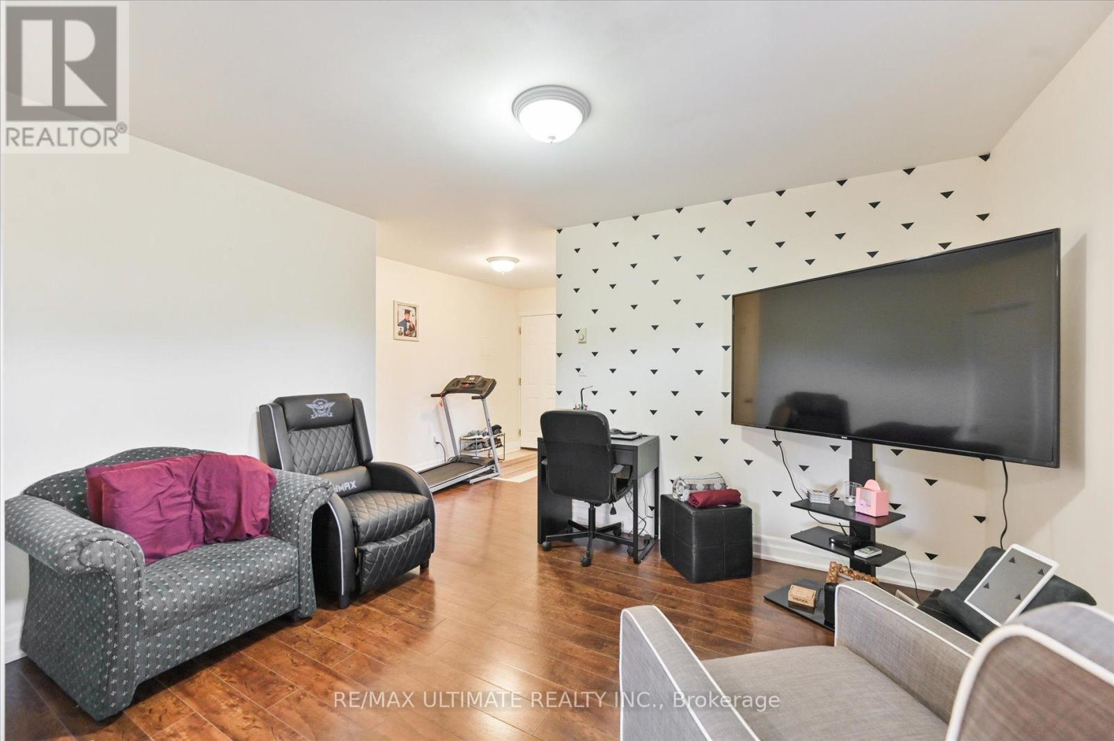 76 Hilldale Road, Toronto, Ontario  M6N 3Y2 - Photo 20 - W12282751