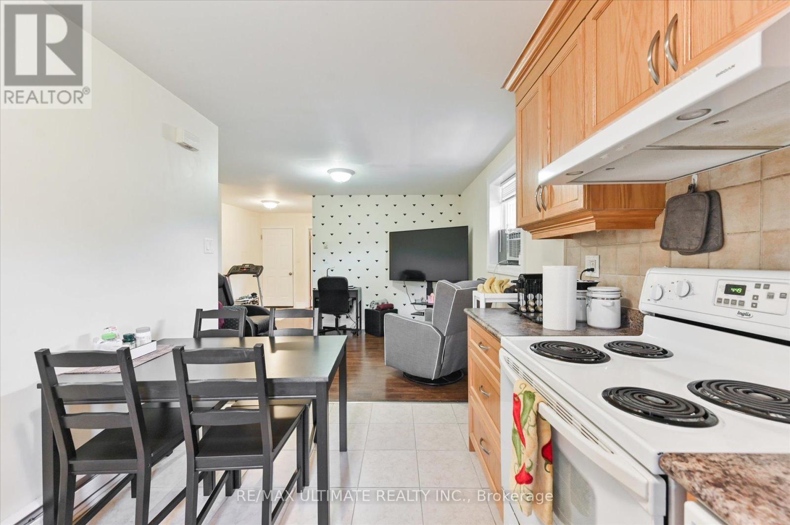 76 Hilldale Road, Toronto, Ontario  M6N 3Y2 - Photo 22 - W12282751