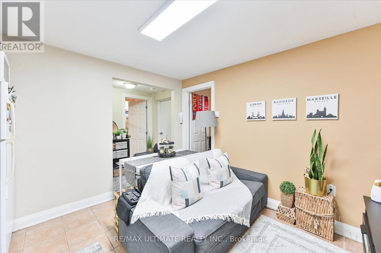 76 Hilldale Road, Toronto, Ontario  M6N 3Y2 - Photo 36 - W12282751