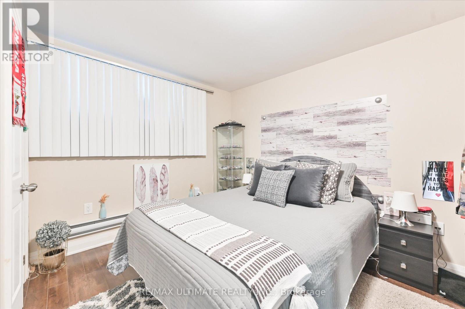 76 Hilldale Road, Toronto, Ontario  M6N 3Y2 - Photo 38 - W12282751