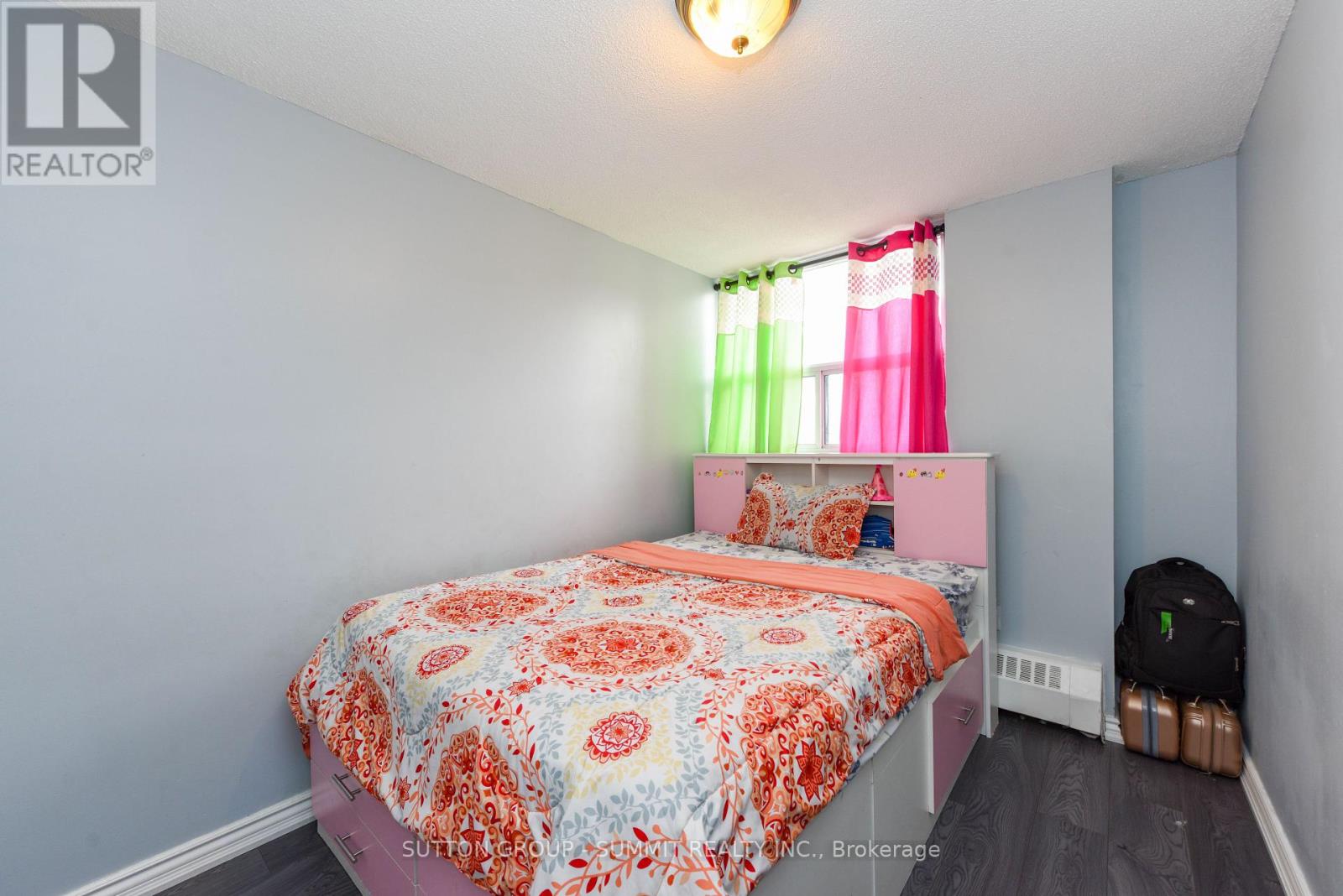 1902 - 380 Dixon Road, Toronto, Ontario  M9R 1T3 - Photo 11 - W12282755