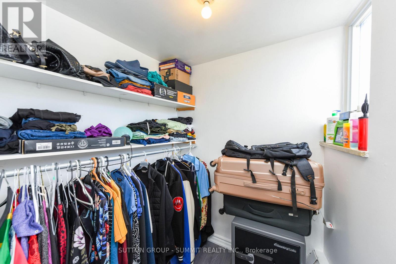 1902 - 380 Dixon Road, Toronto, Ontario  M9R 1T3 - Photo 16 - W12282755