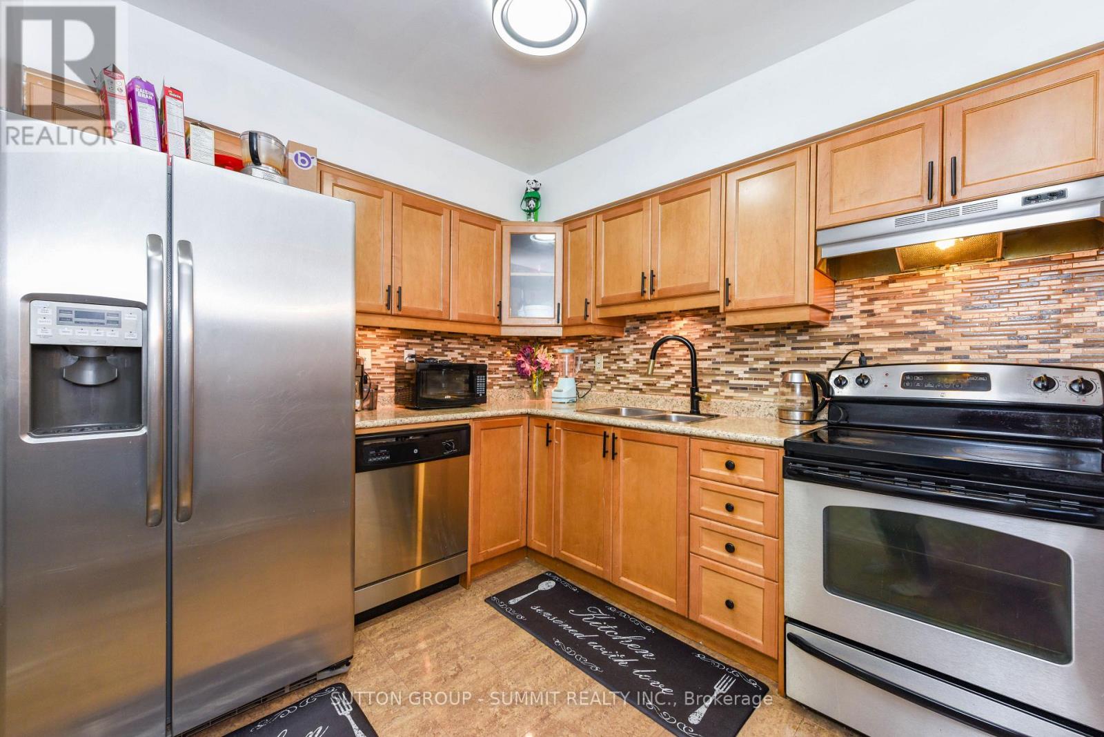 1902 - 380 Dixon Road, Toronto, Ontario  M9R 1T3 - Photo 30 - W12282755