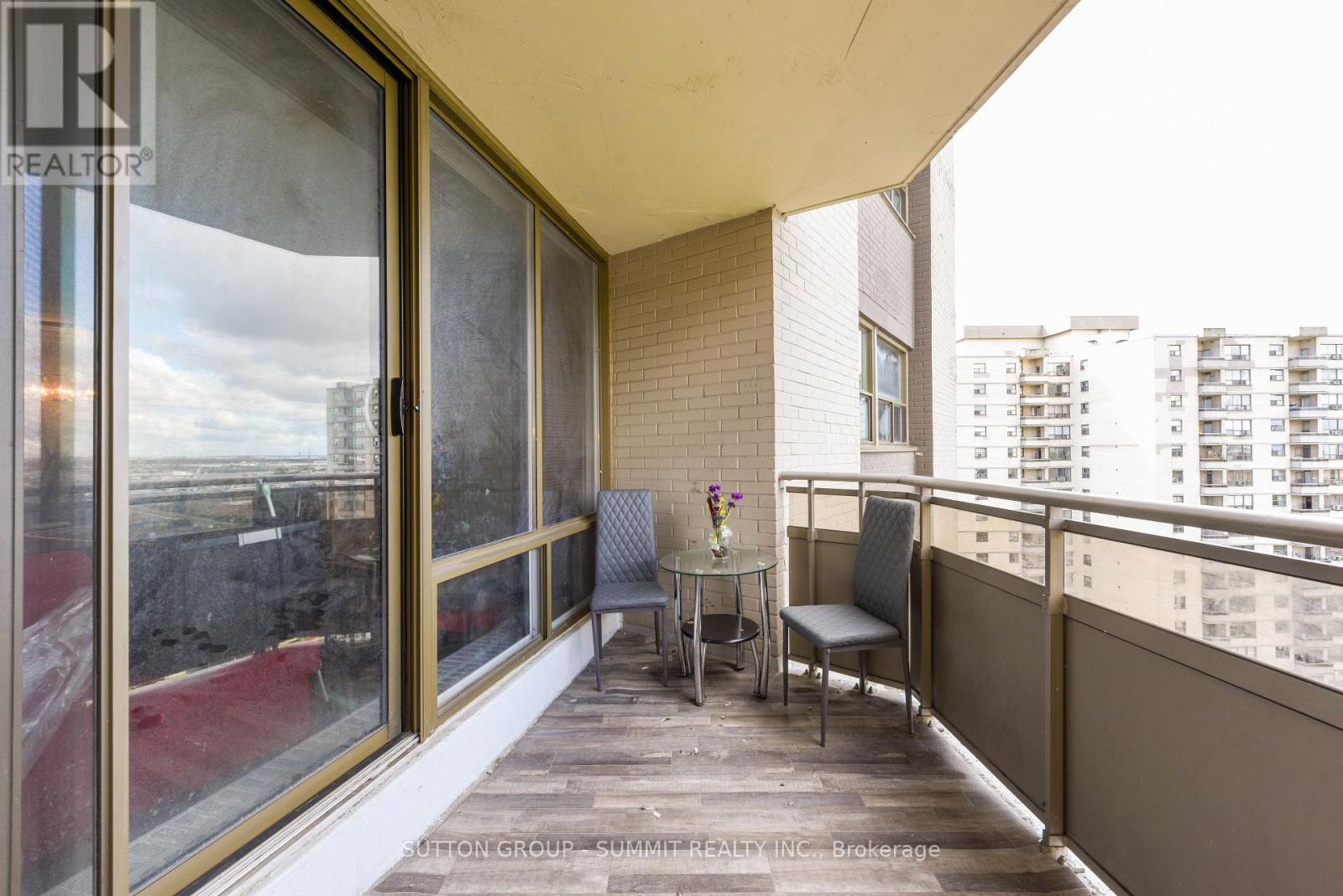 1902 - 380 Dixon Road, Toronto, Ontario  M9R 1T3 - Photo 38 - W12282755