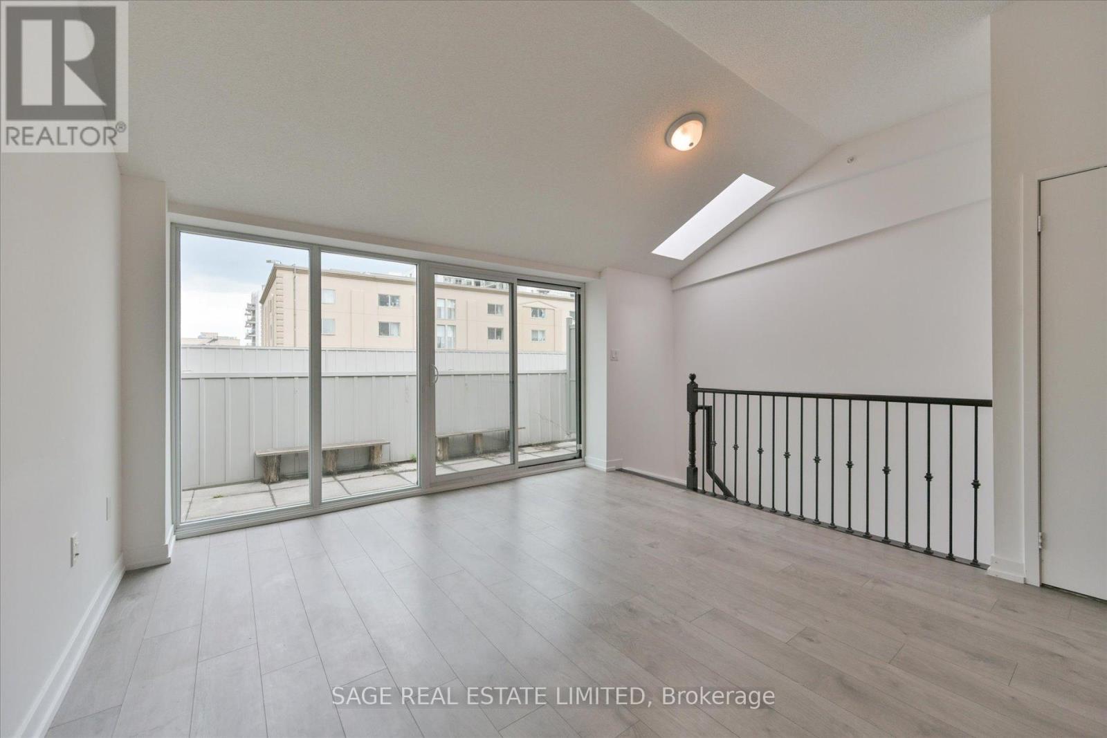 415 - 1410 Dupont Street, Toronto (Dovercourt-Wallace Emerson-Junction), Ontario  M6H 0B6 - Photo 7 - W12282760