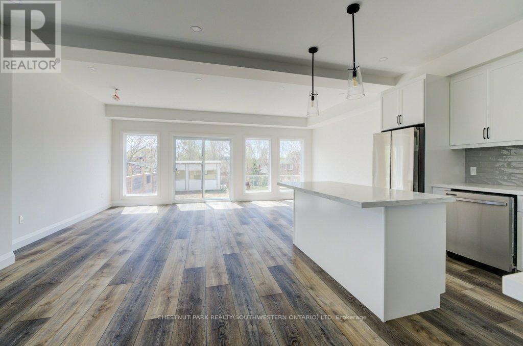 Property at 575 GUELPH STREET image 5