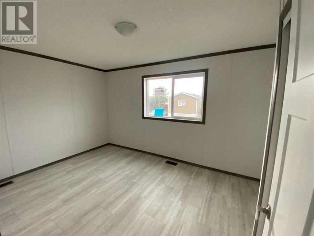 19 Maple Drive W, Brooks, Alberta  T1R 1H8 - Photo 14 - A2171250