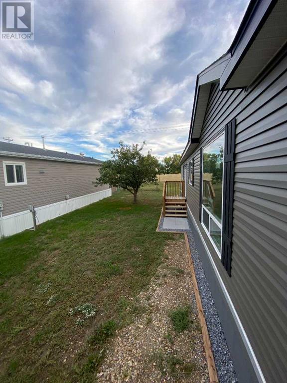 19 Maple Drive W, Brooks, Alberta  T1R 1H8 - Photo 18 - A2171250