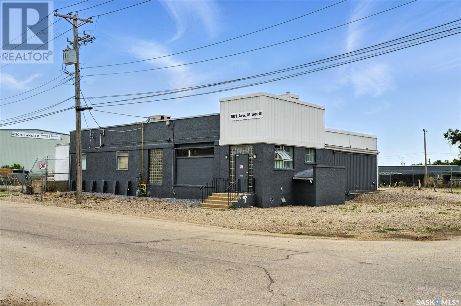 501 M AVENUE S, saskatoon, Saskatchewan
