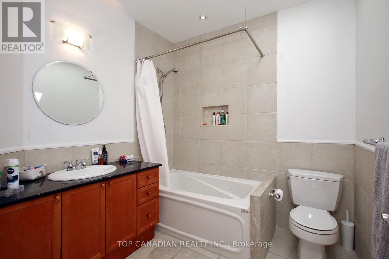 374 Glengarry Avenue, Toronto, Ontario  M5M 1E8 - Photo 27 - C12224535