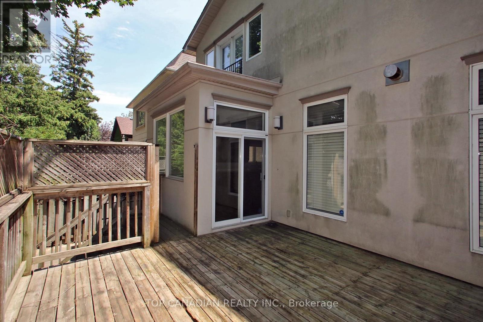 374 Glengarry Avenue, Toronto, Ontario  M5M 1E8 - Photo 32 - C12224535