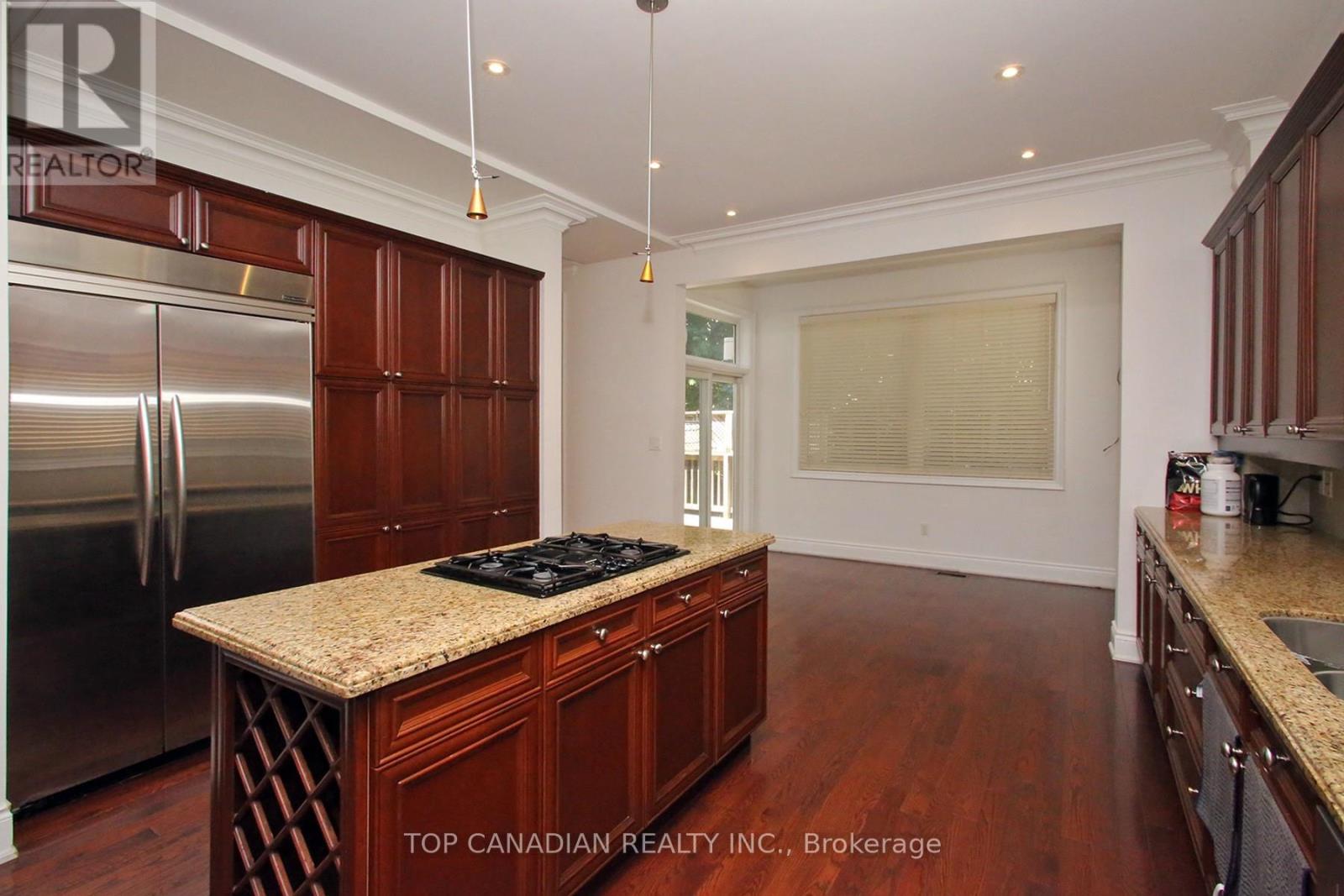 374 Glengarry Avenue, Toronto, Ontario  M5M 1E8 - Photo 12 - C12224535