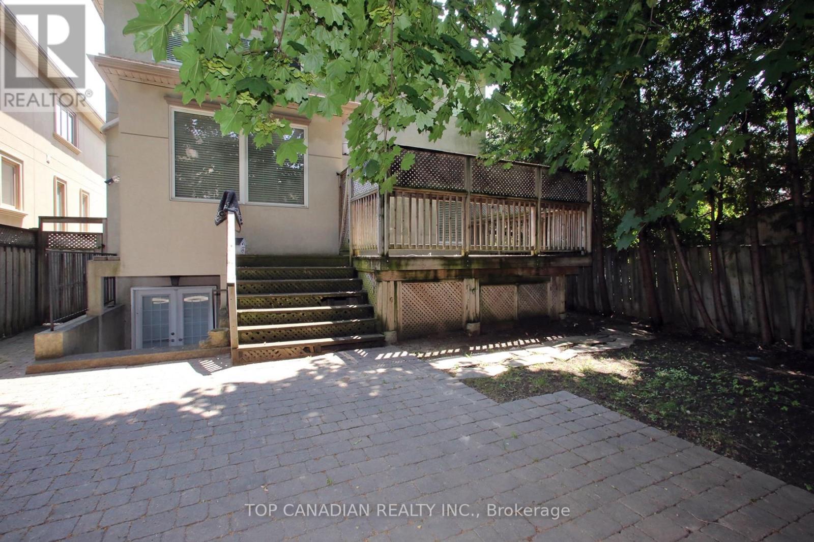 374 Glengarry Avenue, Toronto, Ontario  M5M 1E8 - Photo 34 - C12224535