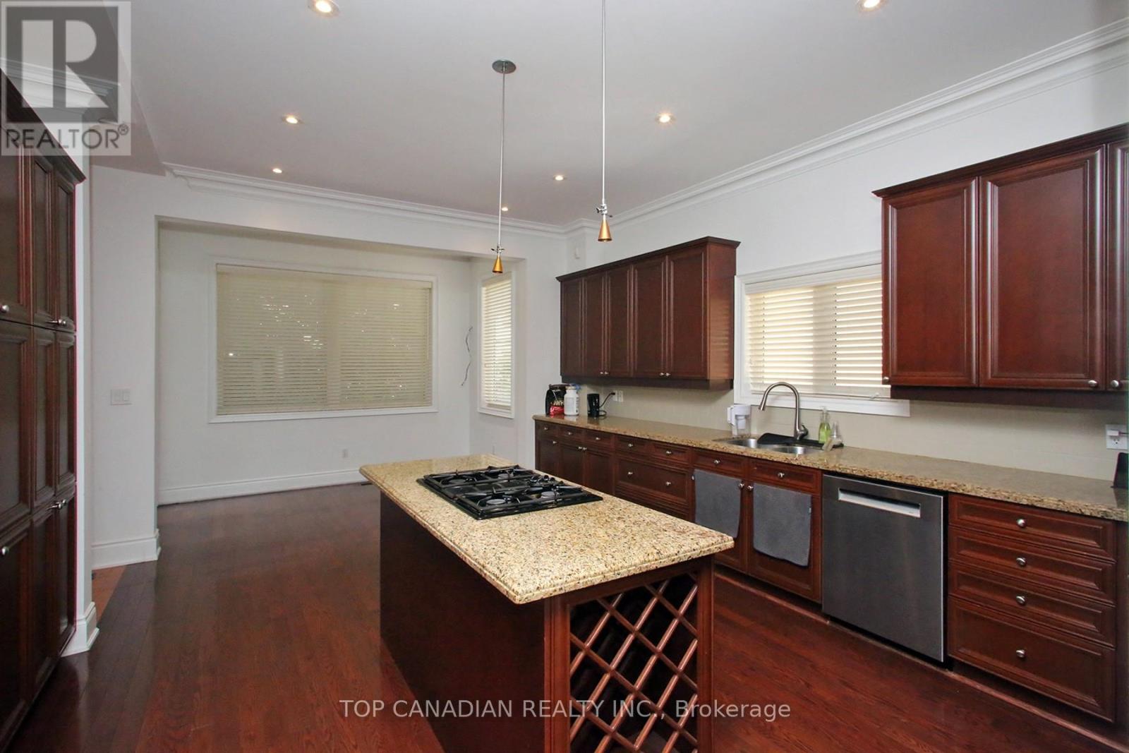 374 Glengarry Avenue, Toronto, Ontario  M5M 1E8 - Photo 13 - C12224535