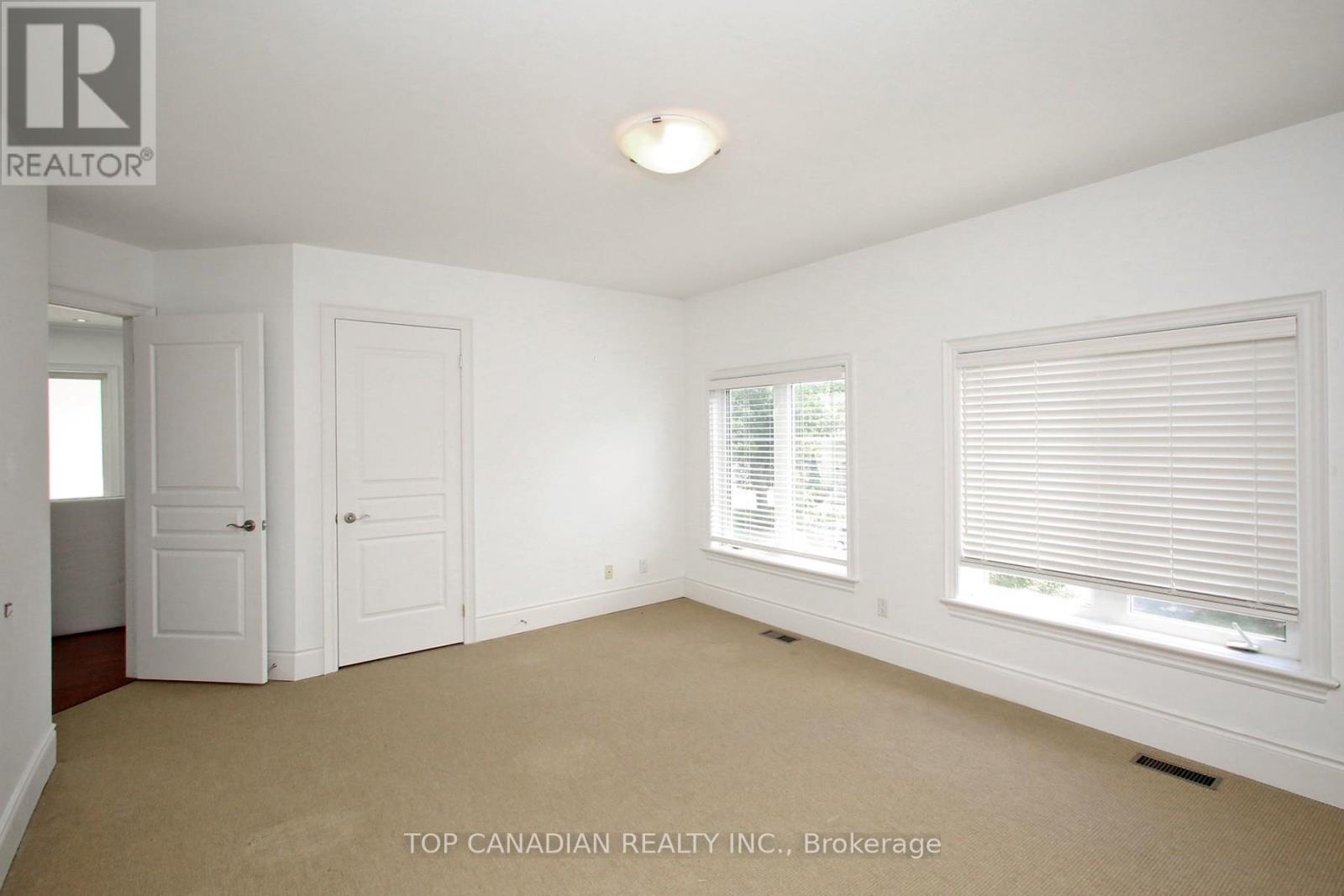 374 Glengarry Avenue, Toronto, Ontario  M5M 1E8 - Photo 21 - C12224535