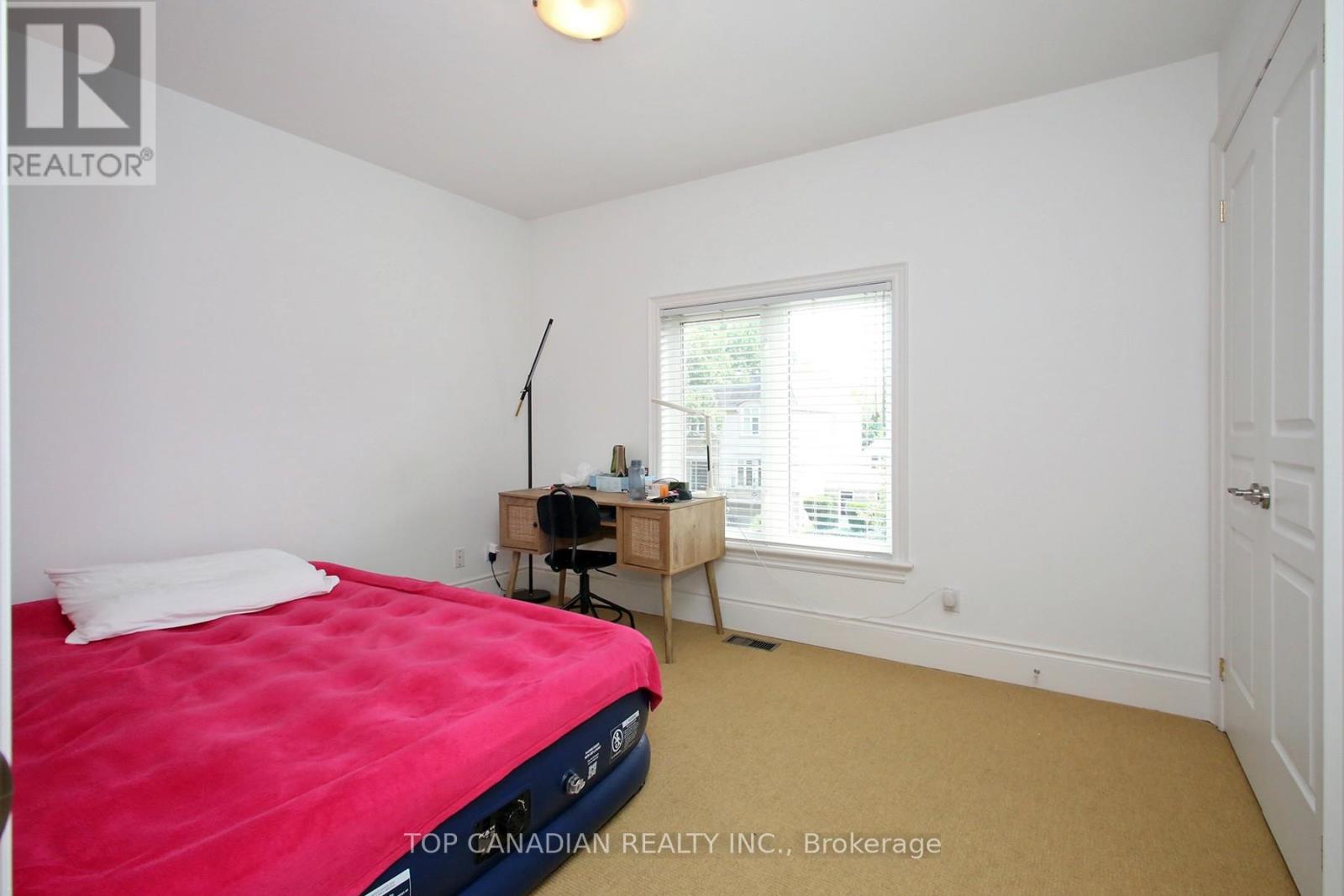 374 Glengarry Avenue, Toronto, Ontario  M5M 1E8 - Photo 24 - C12224535