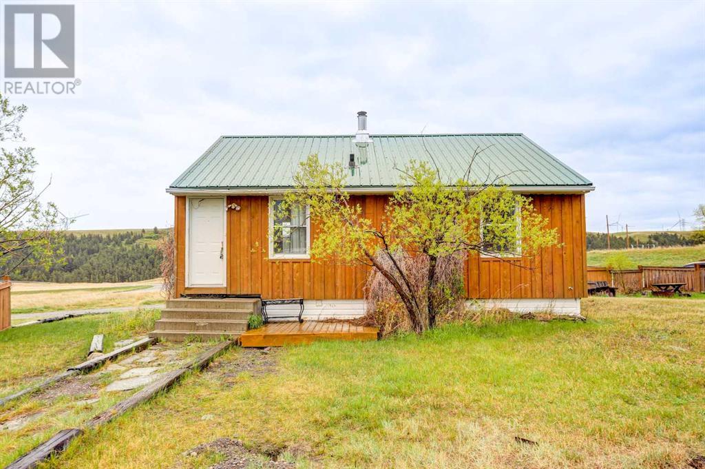 610 Chinook Crescent, Rural Pincher Creek No. 9, Alberta  T0K 1W0 - Photo 2 - A2222502