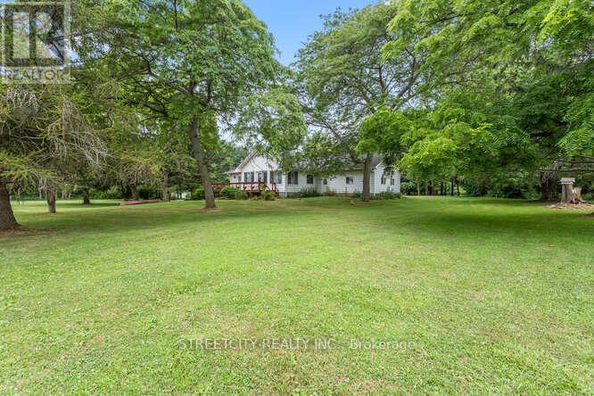 18725 Desmond Road, Chatham-Kent (Ridgetown), Ontario  N0P 2C0 - Photo 40 - X12283034