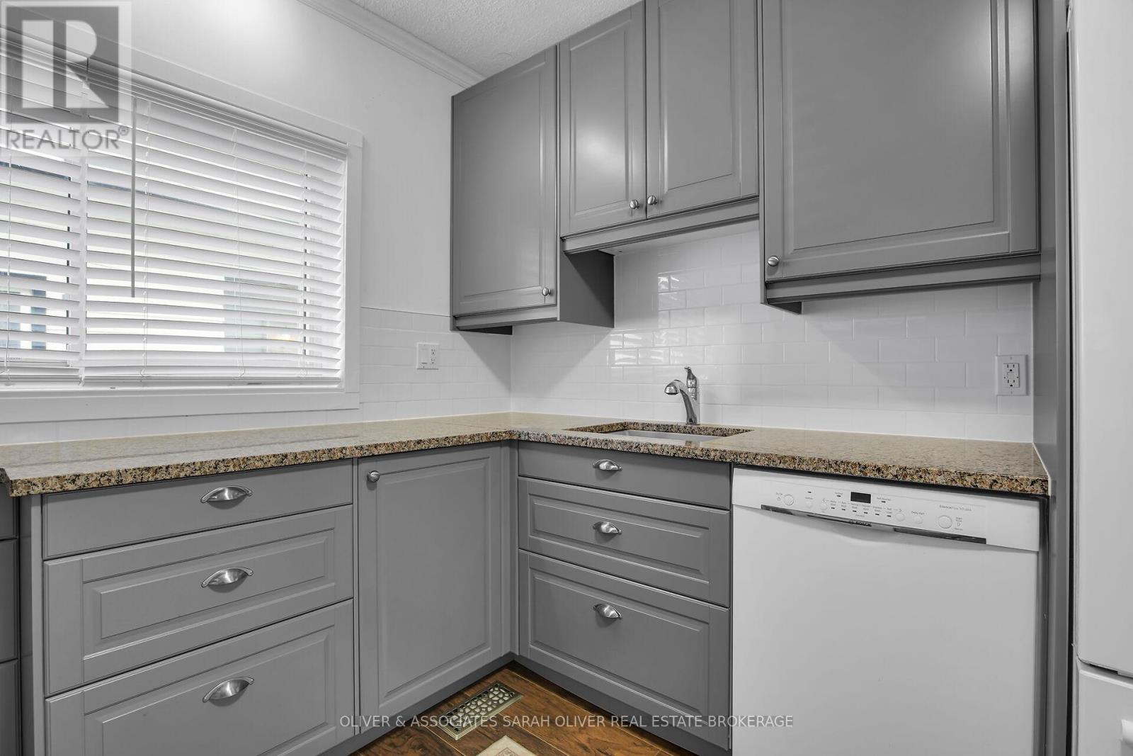 432 Spruce Street, London East, Ontario  N5W 4P3 - Photo 16 - X12283076