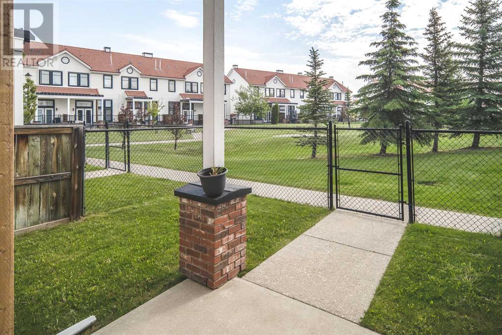 Property at 44 Royal Oak Lane NW image 1