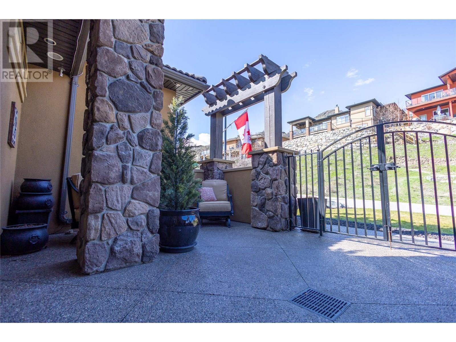 120 Vineyard Way, Vernon, British Columbia  V1H 1Z7 - Photo 6 - 10355884