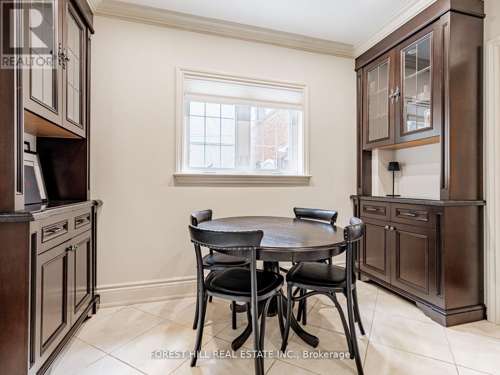 31 Latimer Avenue, Toronto, Ontario  M5N 2M1 - Photo 17 - C12282838