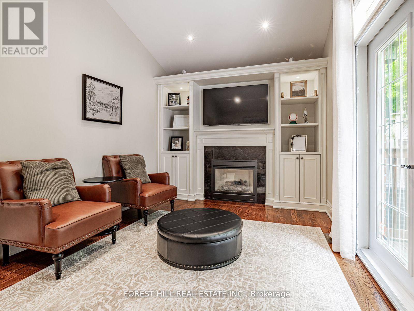 31 Latimer Avenue, Toronto, Ontario  M5N 2M1 - Photo 19 - C12282838