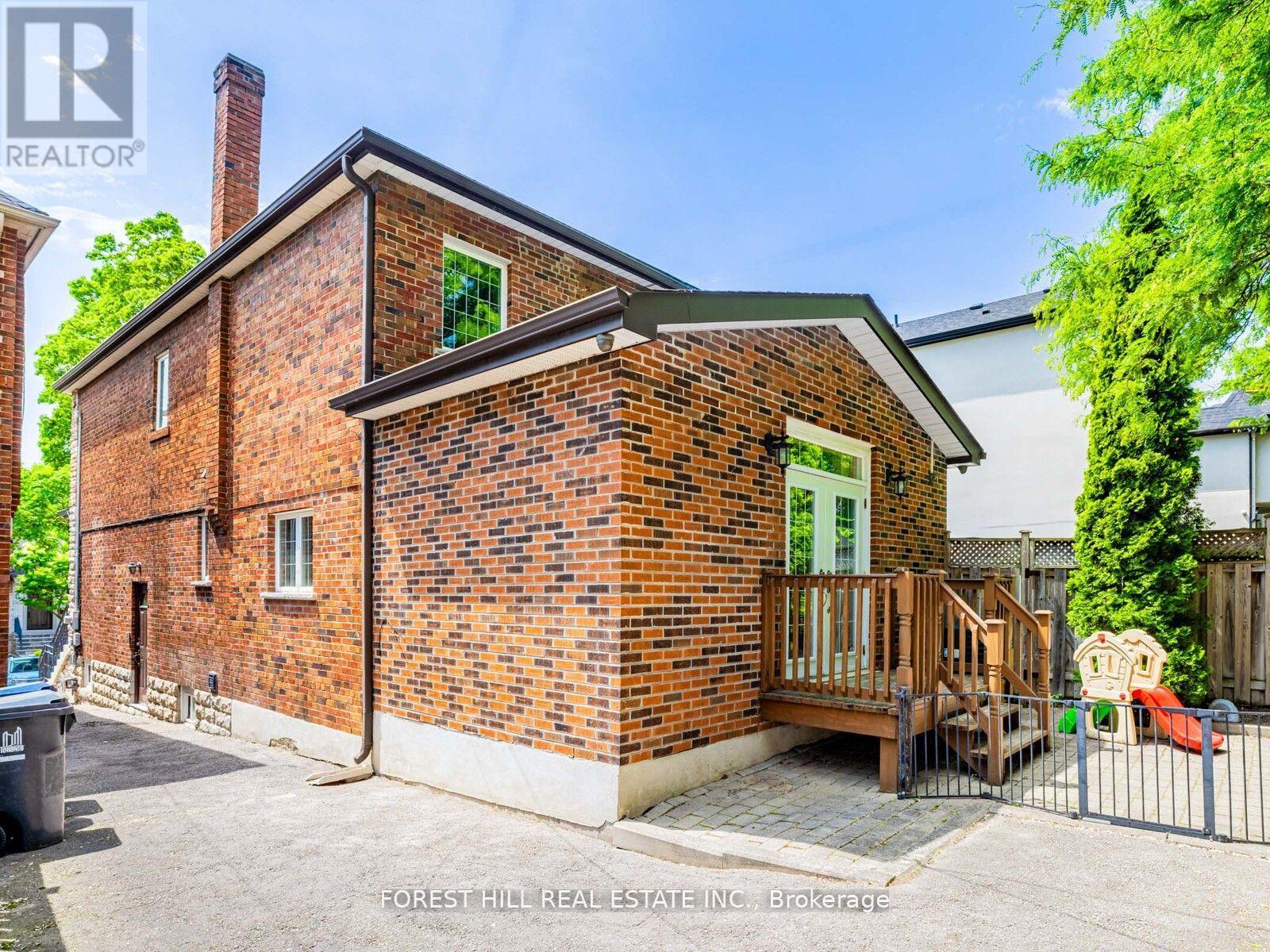 31 Latimer Avenue, Toronto, Ontario  M5N 2M1 - Photo 34 - C12282838