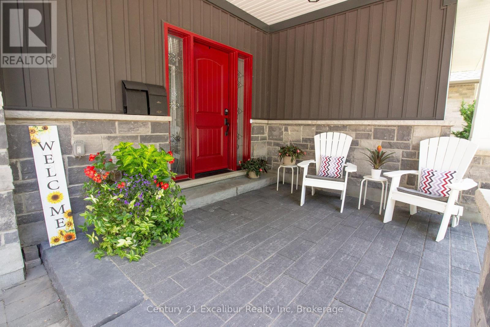 566 St. Patrick Street E, Centre Wellington, Ontario  N1M 1N2 - Photo 5 - X12282986