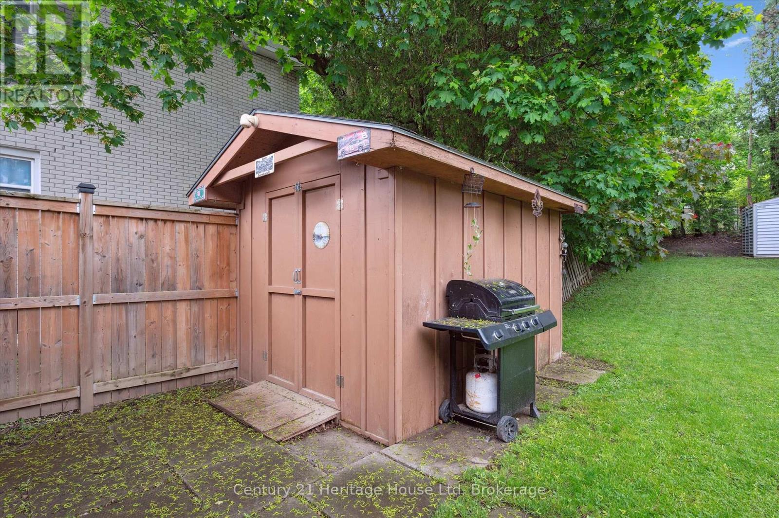 131 Waverley Drive, Guelph, Ontario  N1E 1H1 - Photo 29 - X12282992
