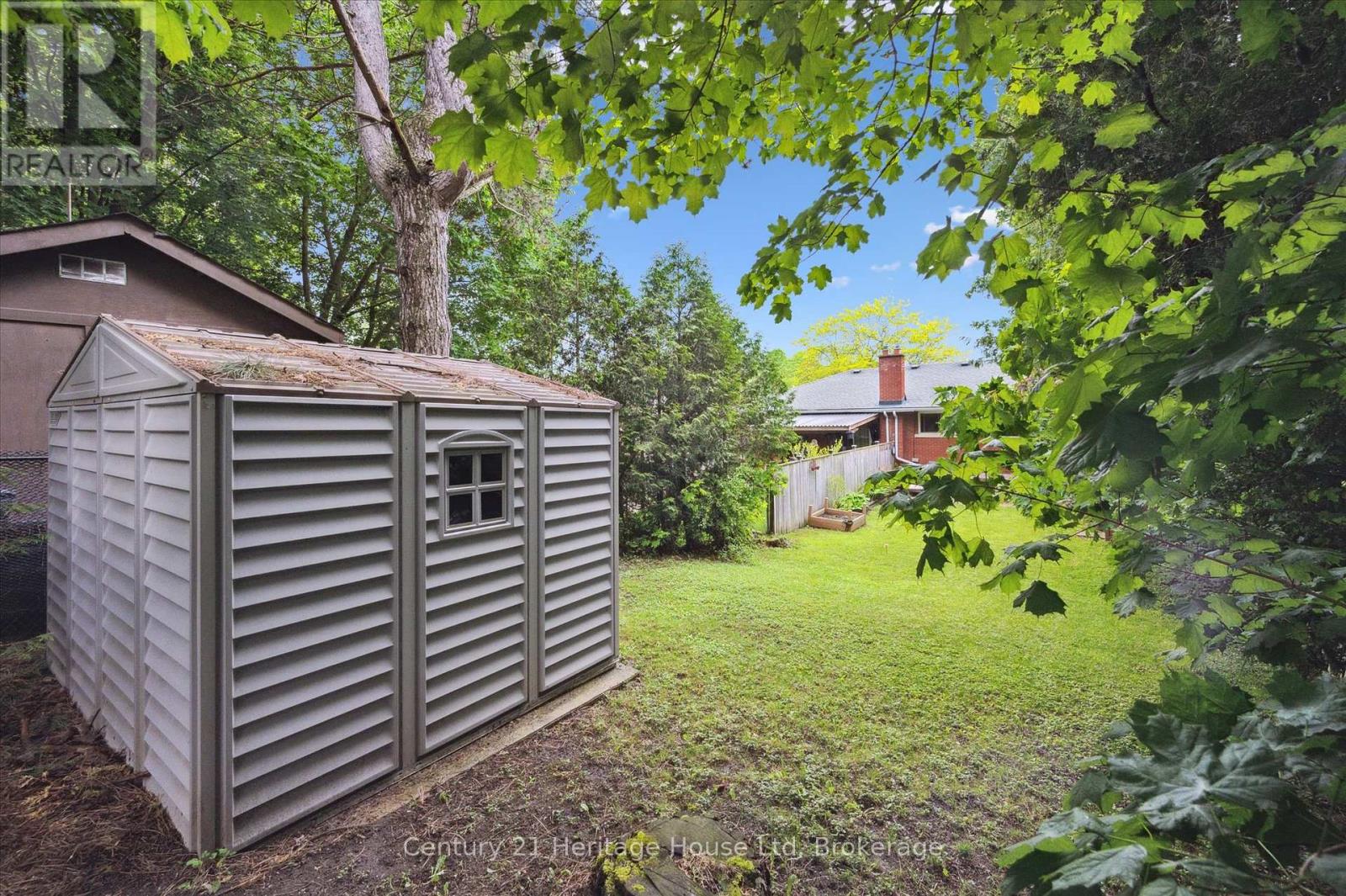 131 Waverley Drive, Guelph, Ontario  N1E 1H1 - Photo 33 - X12282992