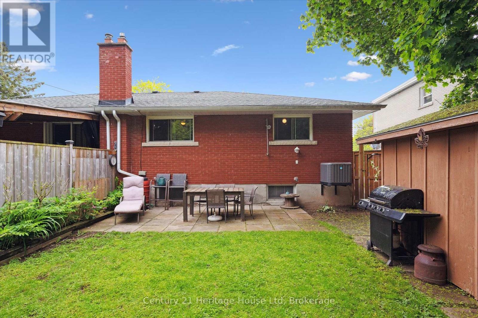131 Waverley Drive, Guelph, Ontario  N1E 1H1 - Photo 34 - X12282992