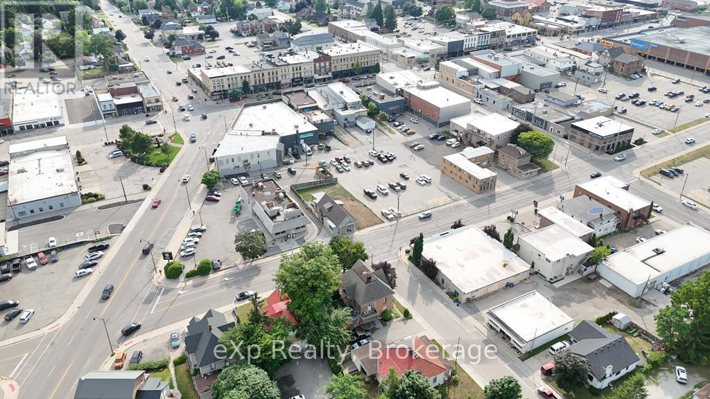 22 Harvey Street, Tillsonburg, Ontario  N4G 3J6 - Photo 9 - X12283000
