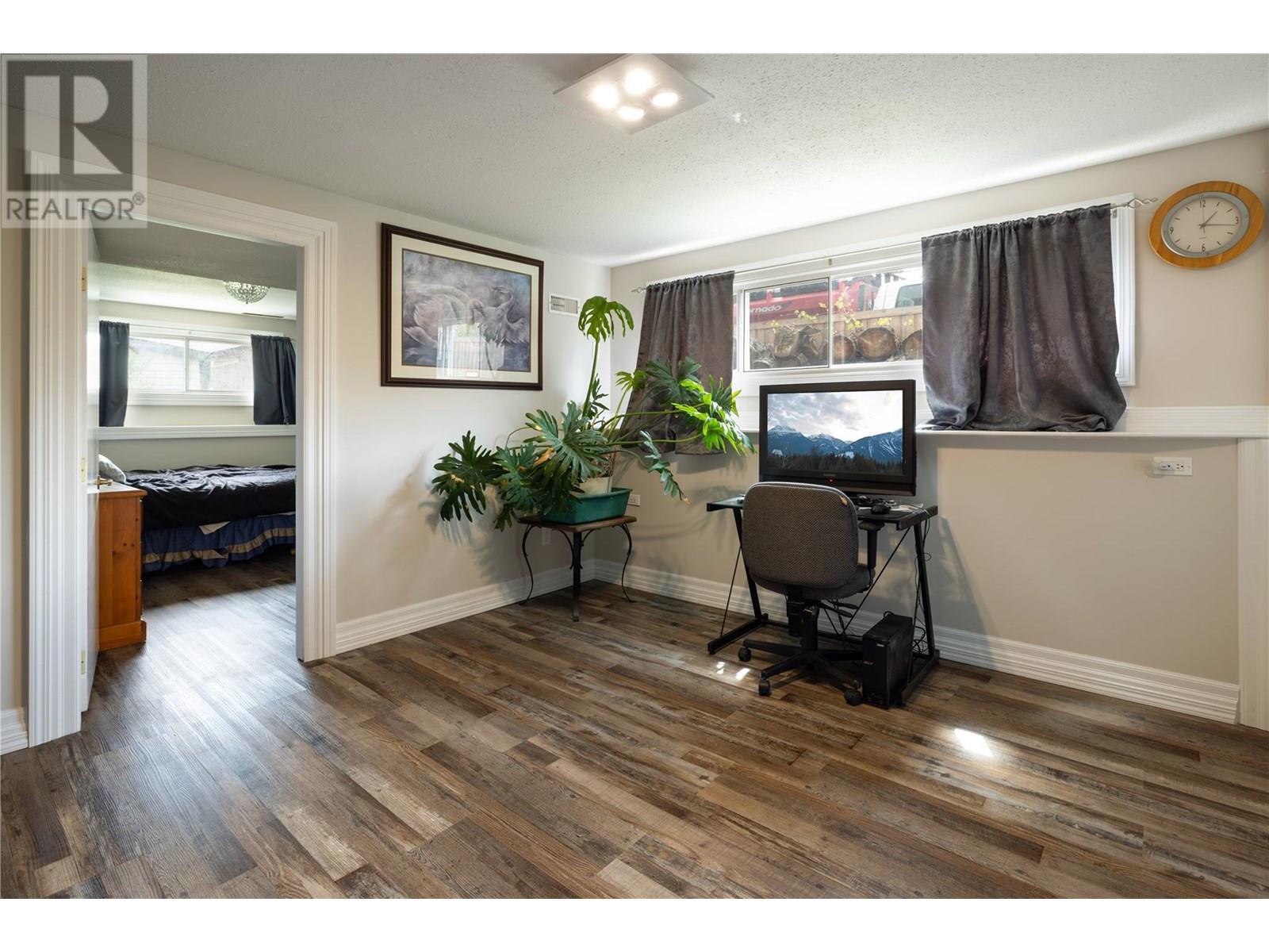 170 Whitevale Road, Lumby, British Columbia  V0E 2G7 - Photo 48 - 10347438