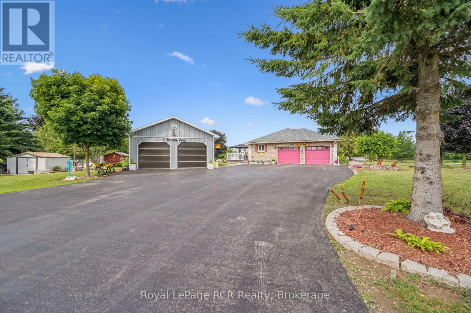2 Murray Way, Minto, Ontario  N0G 2L0 - Photo 2 - X12283059