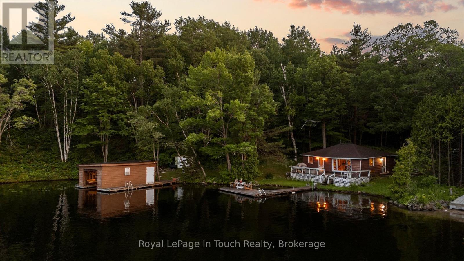 346 Portage Road, Georgian Bay (Baxter), Ontario  L0K 1S0 - Photo 5 - X12283102