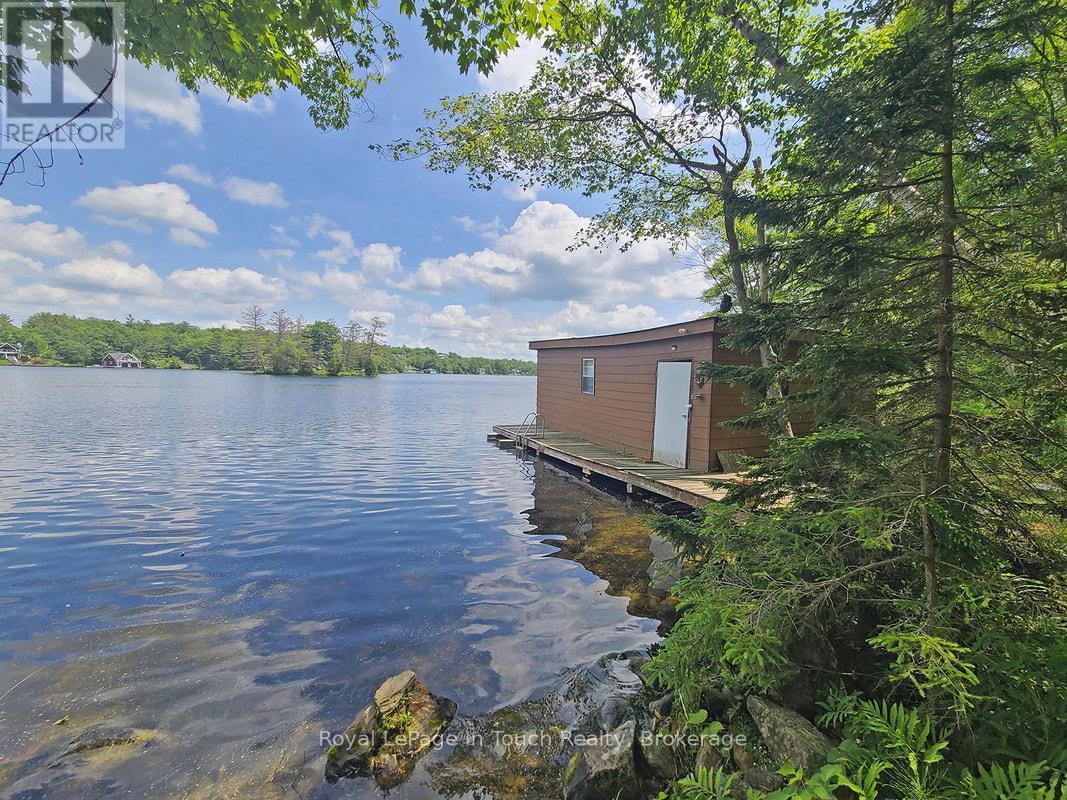 346 Portage Road, Georgian Bay (Baxter), Ontario  L0K 1S0 - Photo 9 - X12283102