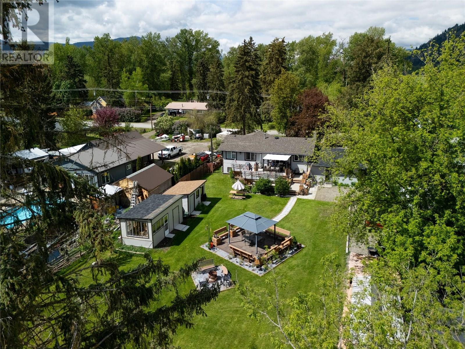 Property at 170 Whitevale Road image 4