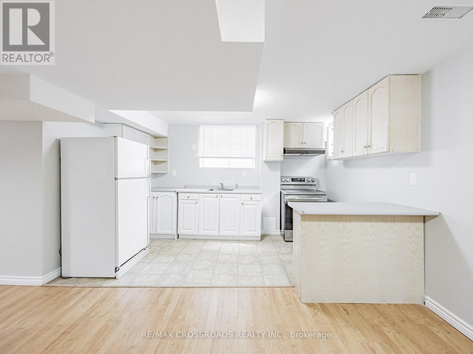 20 Wood Thrush Avenue, Markham, Ontario  L3S 4A8 - Photo 12 - N12282845