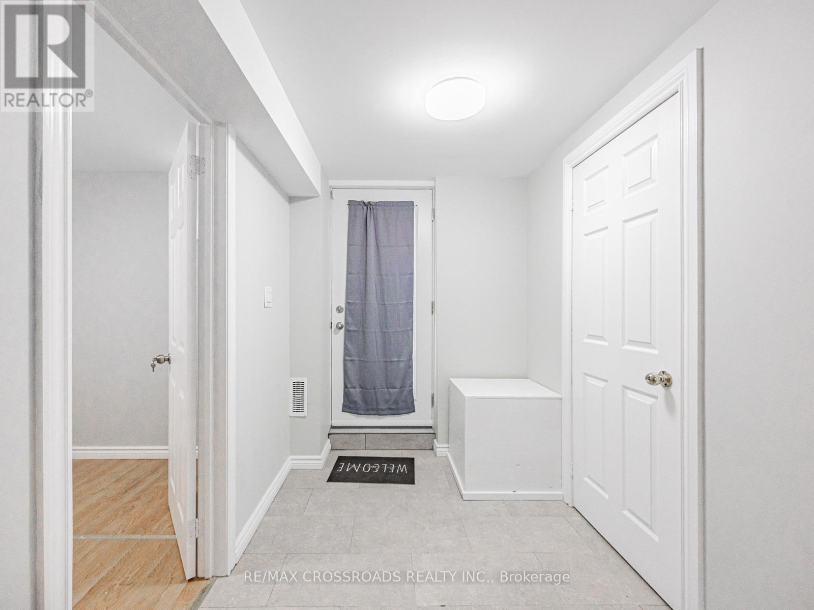 20 Wood Thrush Avenue, Markham, Ontario  L3S 4A8 - Photo 2 - N12282845