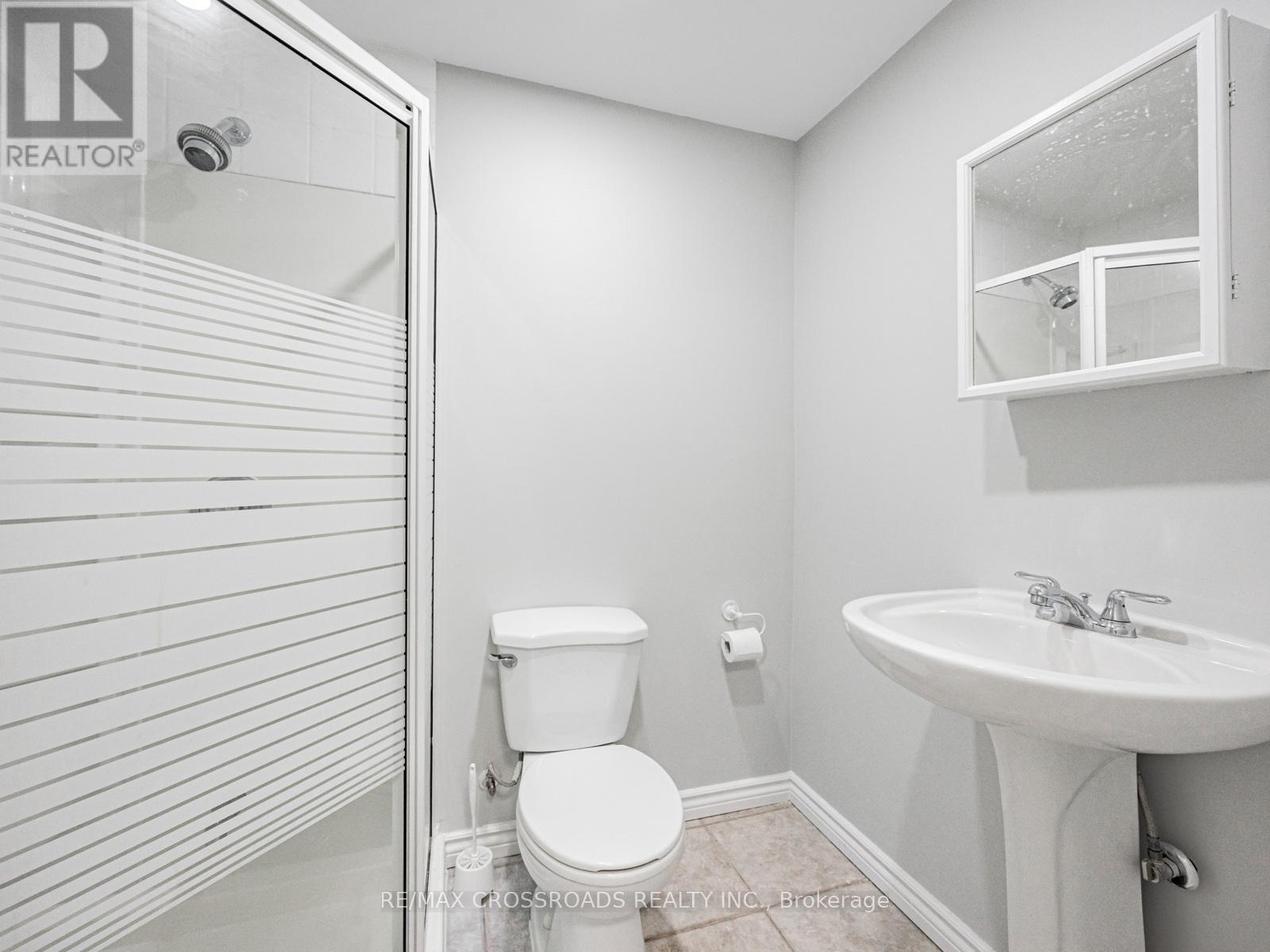 20 Wood Thrush Avenue, Markham, Ontario  L3S 4A8 - Photo 5 - N12282845