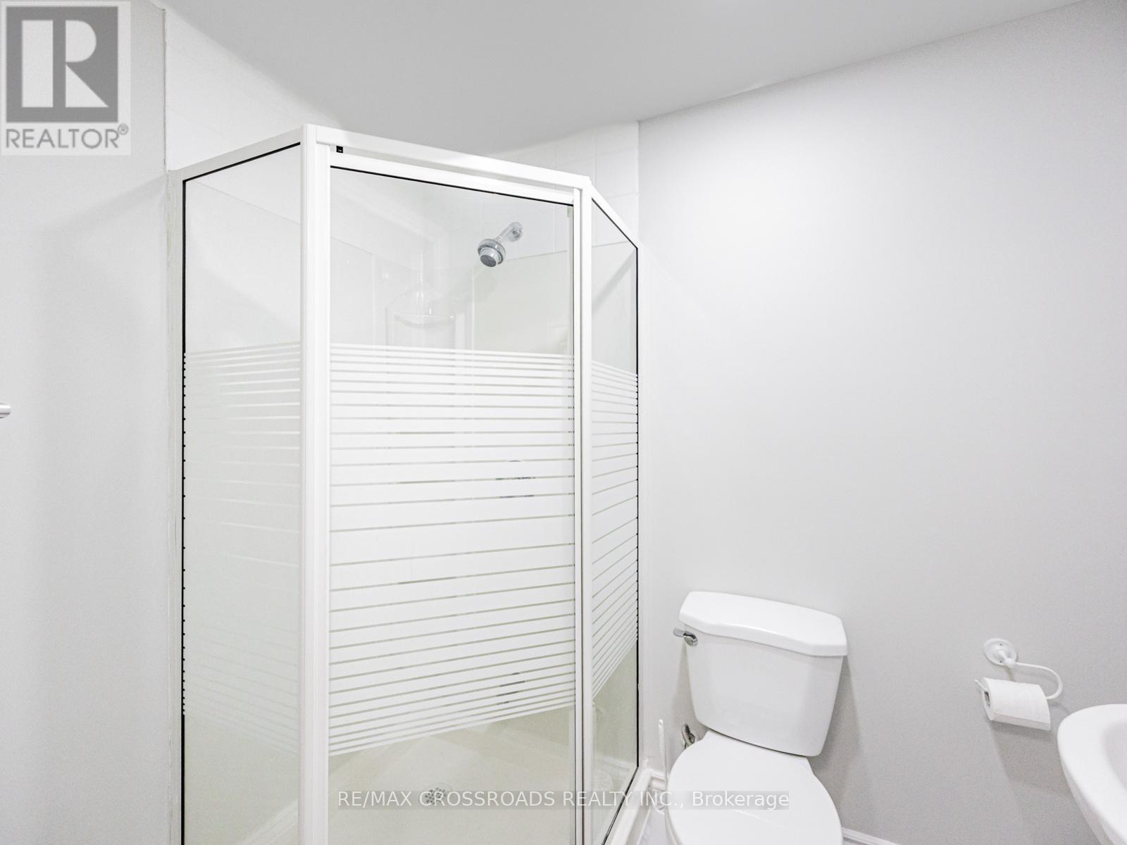 20 Wood Thrush Avenue, Markham, Ontario  L3S 4A8 - Photo 6 - N12282845