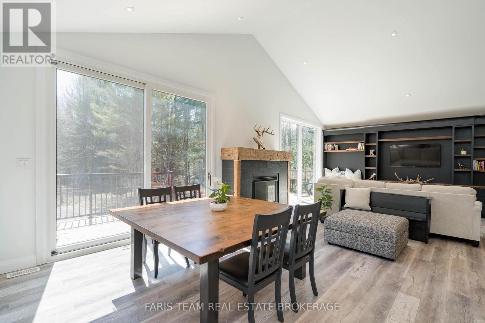 151 Mount Saint Louis Road E, Oro-Medonte, Ontario  L0K 1E0 - Photo 10 - S12282826