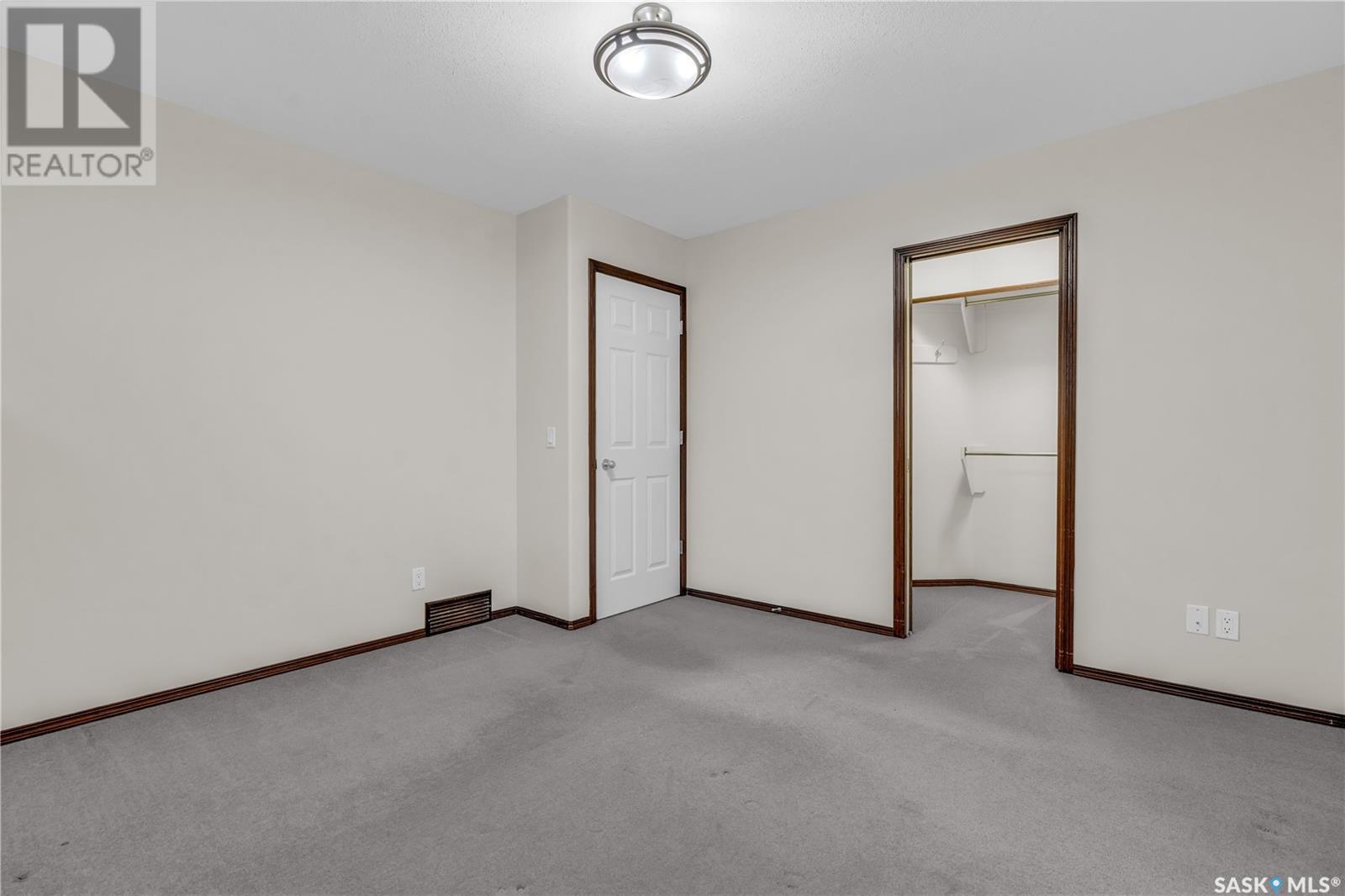 3481 Maclachlan Crescent, Regina, Saskatchewan  S4R 8V2 - Photo 17 - SK012475