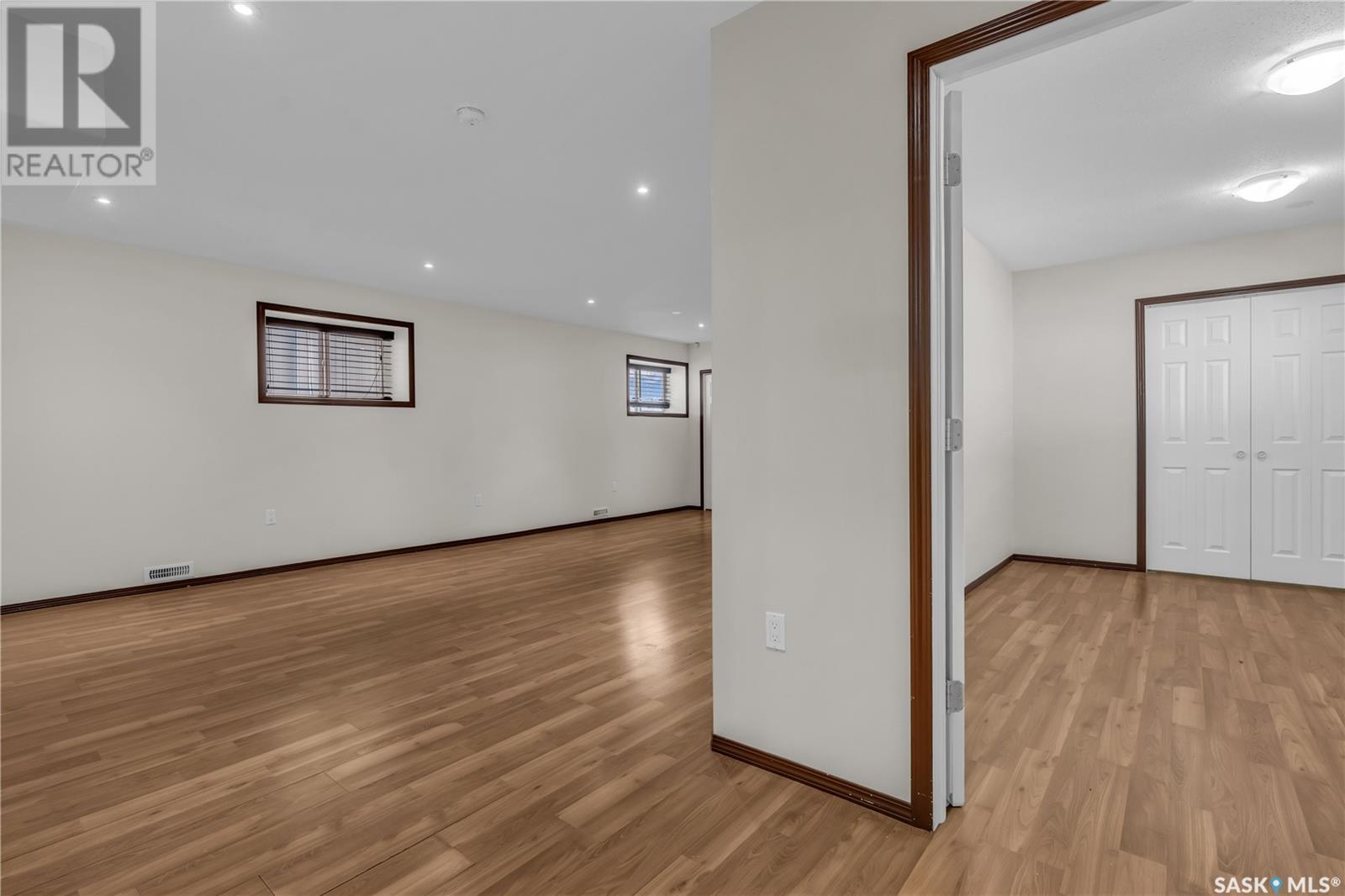 3481 Maclachlan Crescent, Regina, Saskatchewan  S4R 8V2 - Photo 21 - SK012475