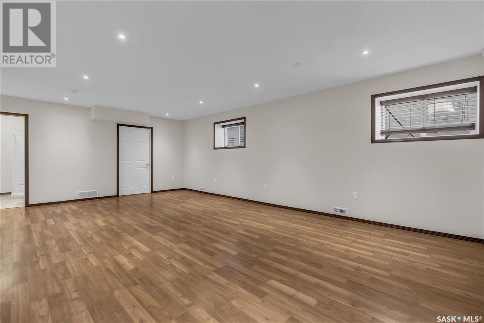 3481 Maclachlan Crescent, Regina, Saskatchewan  S4R 8V2 - Photo 24 - SK012475