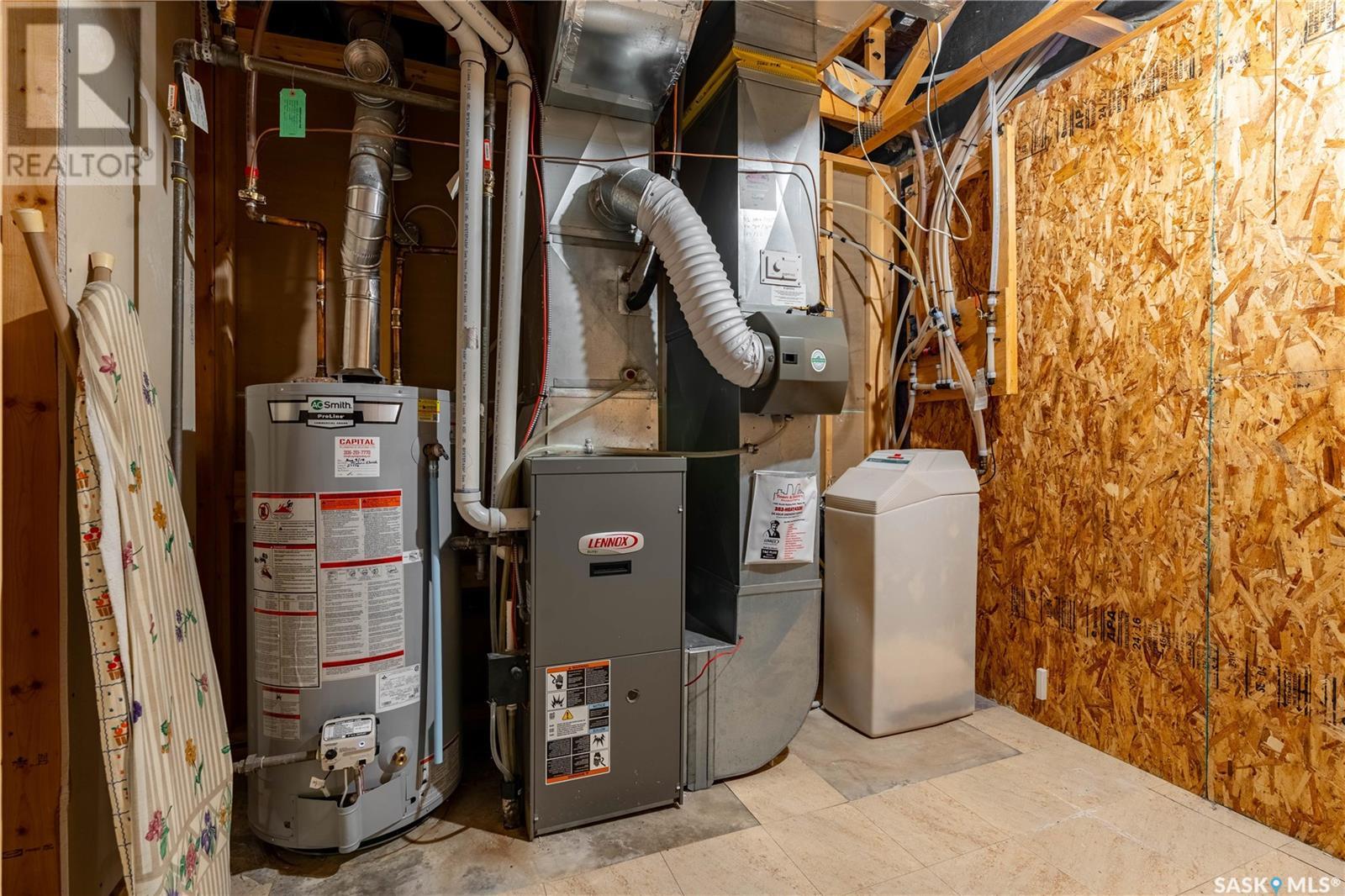 3481 Maclachlan Crescent, Regina, Saskatchewan  S4R 8V2 - Photo 30 - SK012475