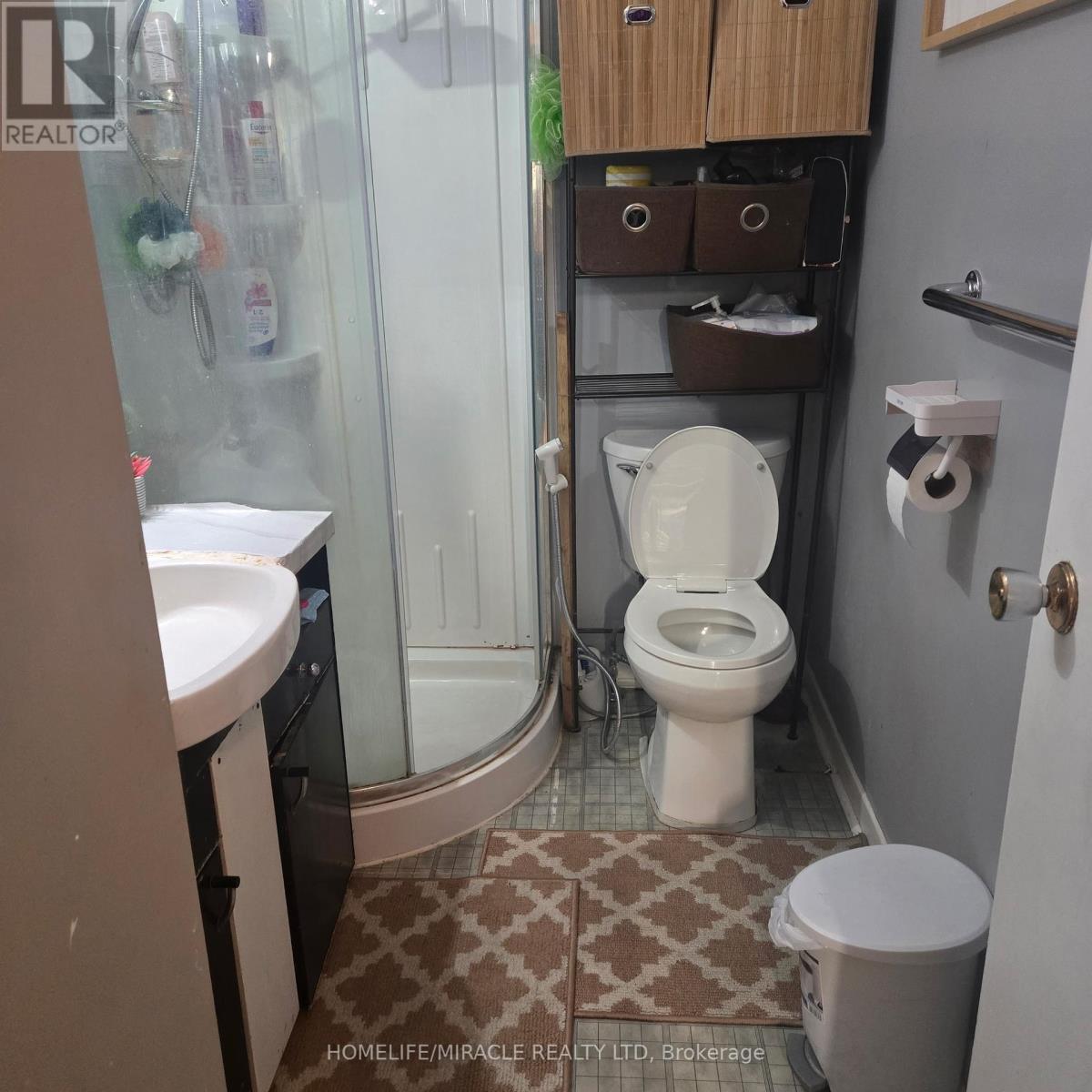 9 Talbot Street, Brampton (Brampton West), Ontario  L6X 2P4 - Photo 15 - W12282817