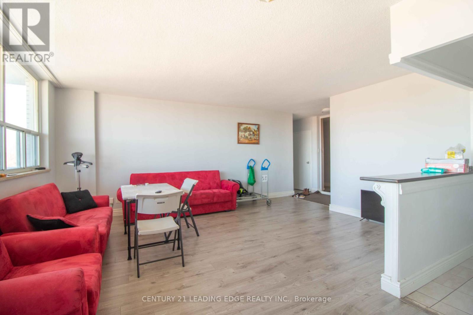 703 - 80 Grandravine Drive, Toronto, Ontario  M3J 1B2 - Photo 5 - W12282882